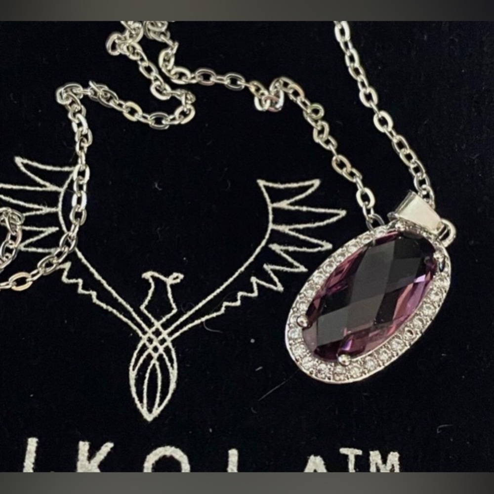 Nikola Valenti 18K White Gold African Violet Necklace